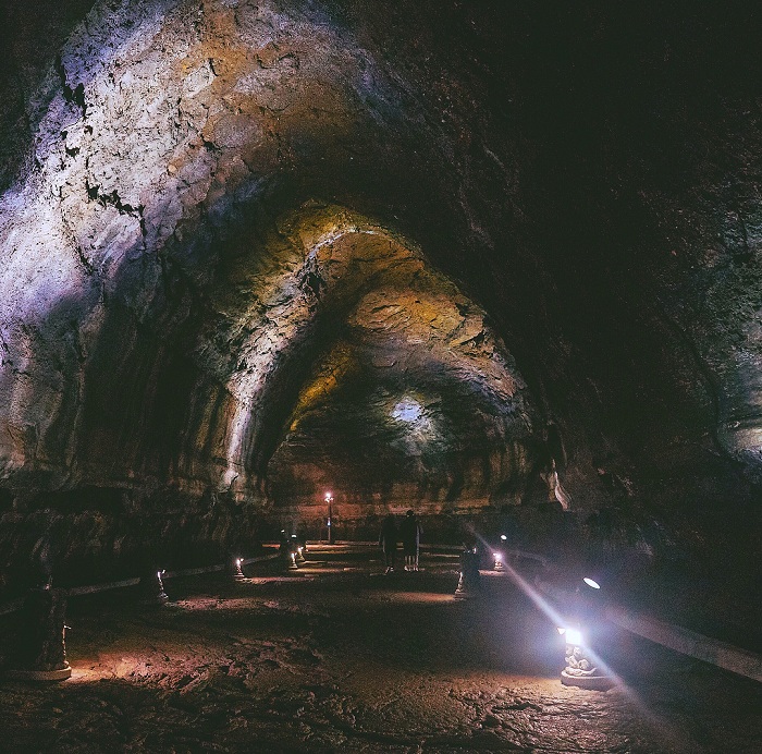 Động nham thạch Manjanggul